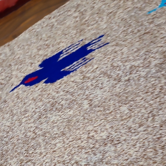 Multicolor Patterned  Blanket - Picture 6 of 7